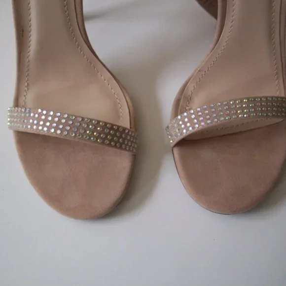 Anne Michelle size 8 tan faux suede rhinestone heels - Picture 2 of 10